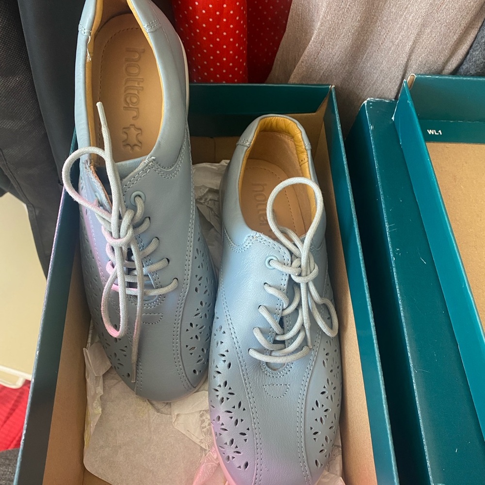 Hotter, Tone walking shoes in aqua - us 7 EEE
